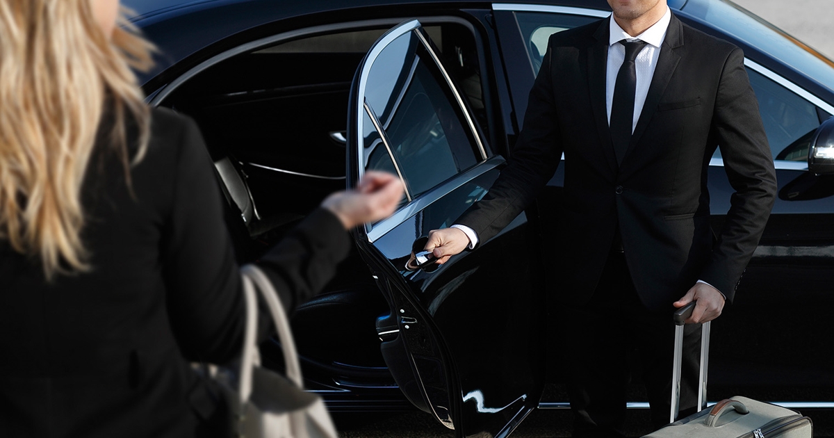 Elgin Limo Service | Limousine Rental in Elgin, IL | Airport Transfer
